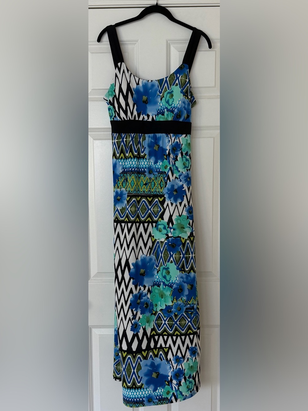 madison leigh Blue and Teal Floral Maxi Dress Size 8
